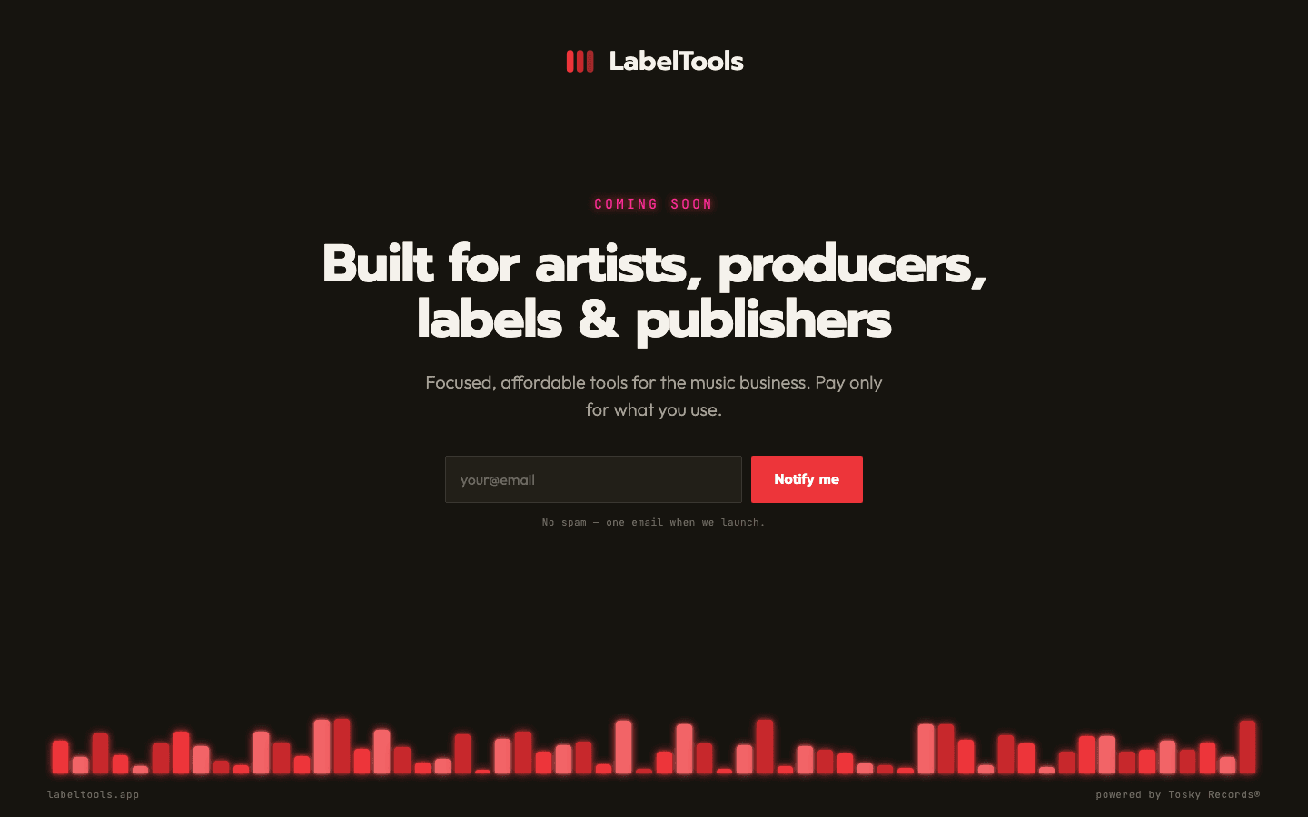 Homepage di labeltools.app: coming soon della suite per artisti, producer, etichette e publisher